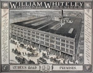 Whiteley's en Queens Road a principios del siglo XX. Publicidad de la época.