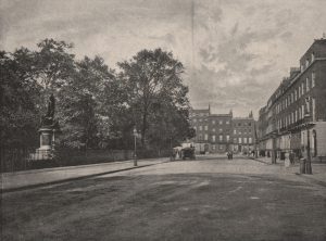 Russell Square a finales del siglo XIX. Postal de la época.