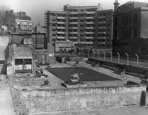 Restos del Morley Memorial College for Working Men and Woman tras los bombardeos de la Segunda Guerra Mundial. Imagen procedente del Department of Town Planning de Lambeth.