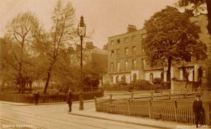 Grove Terrace en 1909. Postal de época.