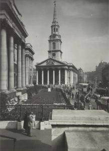 St. Martin-in-the-Fields Church hacia 1920. Fotografía de George Davison Reid procedente del London Museum.
