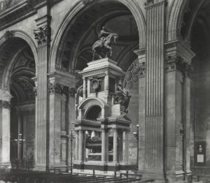 Monumento en honor a Arthur Wellesley, 1er Duque de Wellington, hacia 1920. Fotografía de George Davison Reid procedente del London Museum.