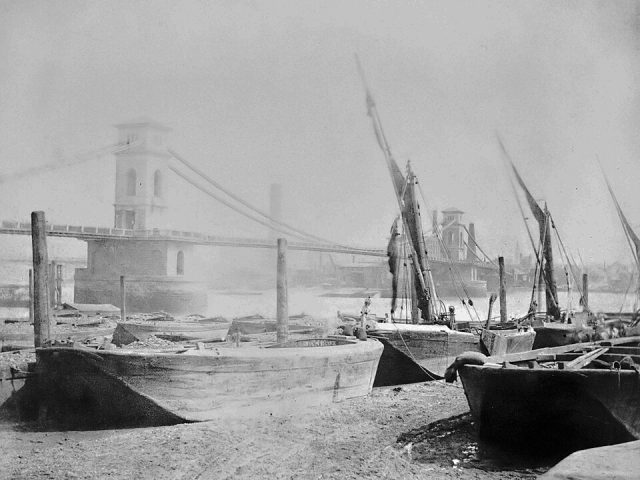 Hungerford Bridge