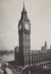 Clock Tower hacia 1930. Fotografía de George Davison Reid procedente del London Museum.