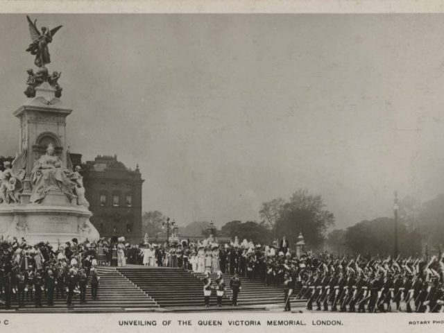 Memorial to Queen Victoria