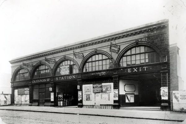 Caledonian Road Tube Station