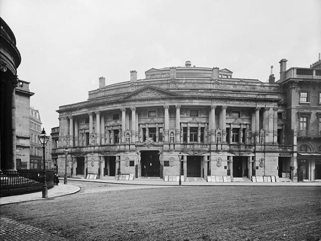 Queen's Hall