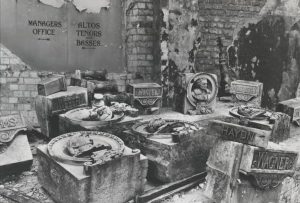 Restos del Queen's Hall tras su bombardeo en 1941.